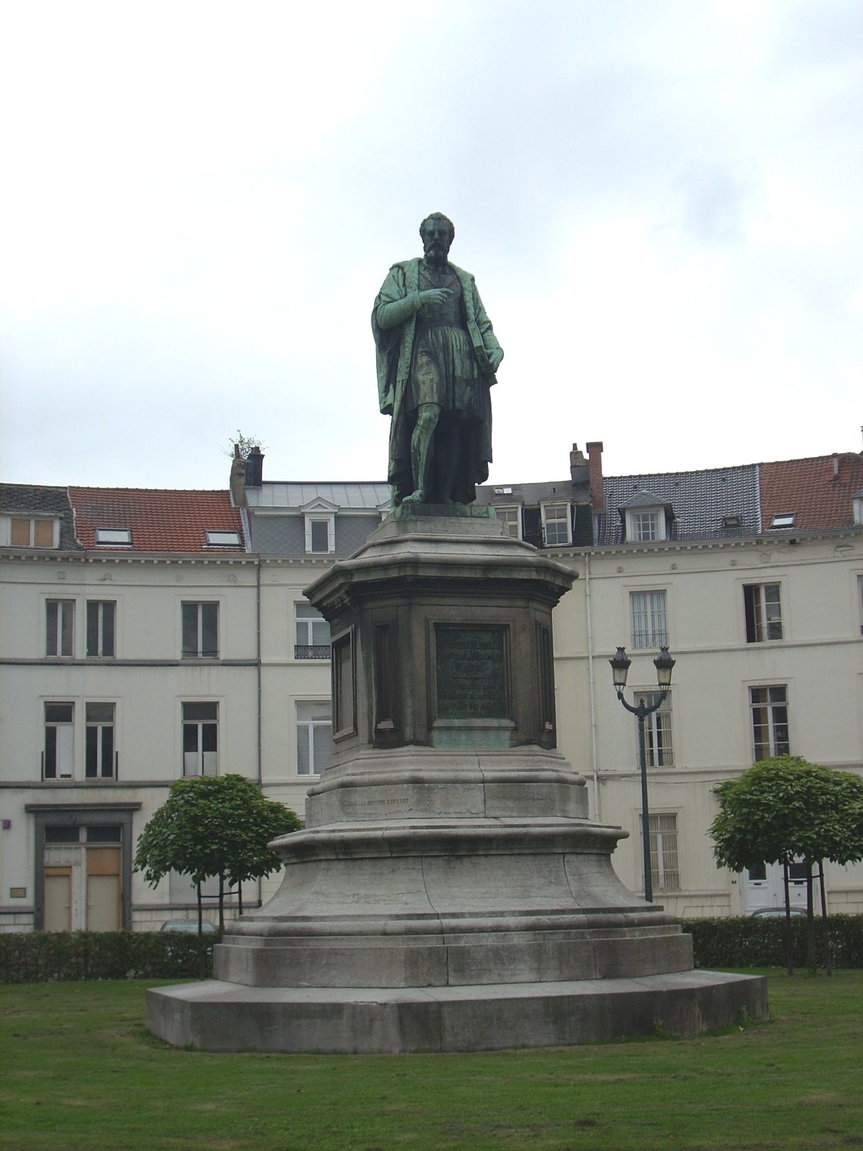 Andreas%20Vesalius%20monument%2C%20Brussels%20-%201.JPG